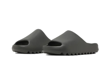 Yeezy Slide Dark Onyx