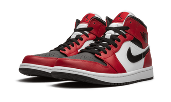 Air Jordan 1 Mid Chicago Black Toe